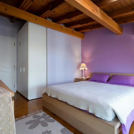 Apartment Purple Chania