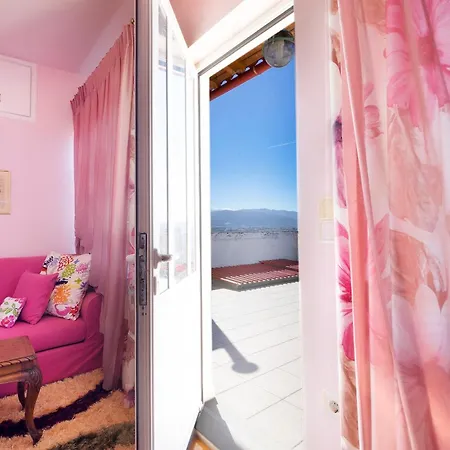 Apartment Purple Chania *