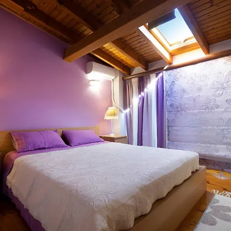 Apartment Purple Chania